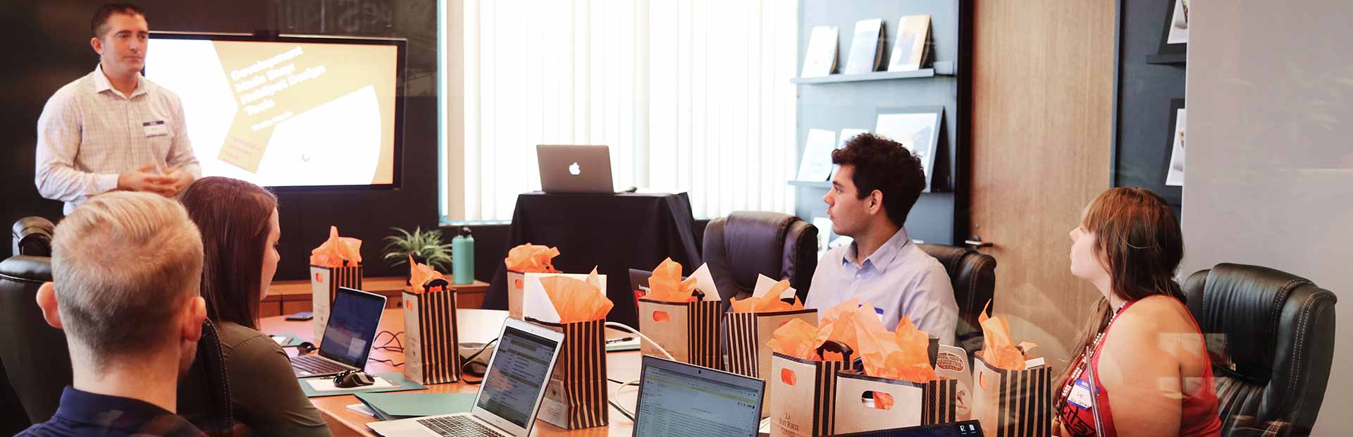 הגדילו את ההשפעה שלכם !<br>מול מנהלים, עובדים, לקוחות ובני זוג.